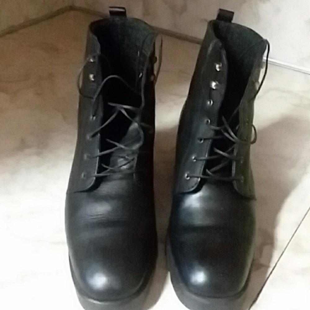 Leather Ankle boots